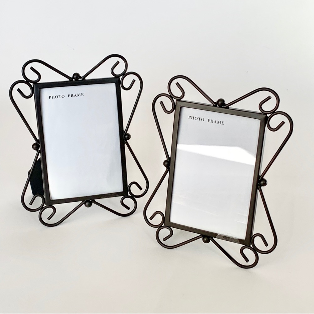 NWOT Photo Frame 2pcs/set